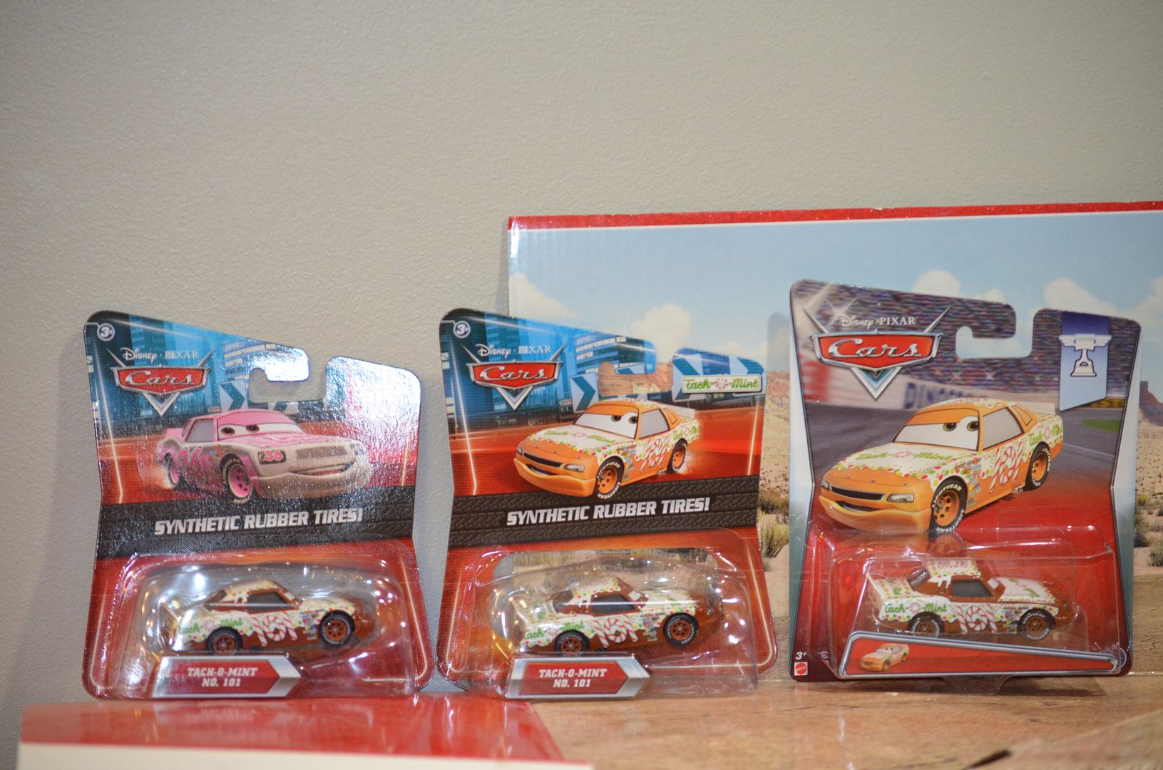 Cars Tach O Mint Hauler